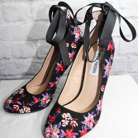 55% off Steve Madden Shoes - STEVE MADDEN LILLY HEELS EMBROIDERED ... M_5ab691f72c705de54a2e25dc